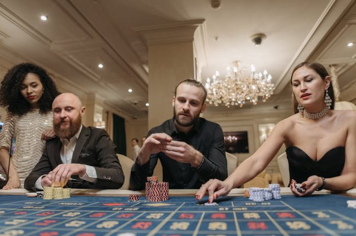 Exploring 5 Deposit Online Slots in UK